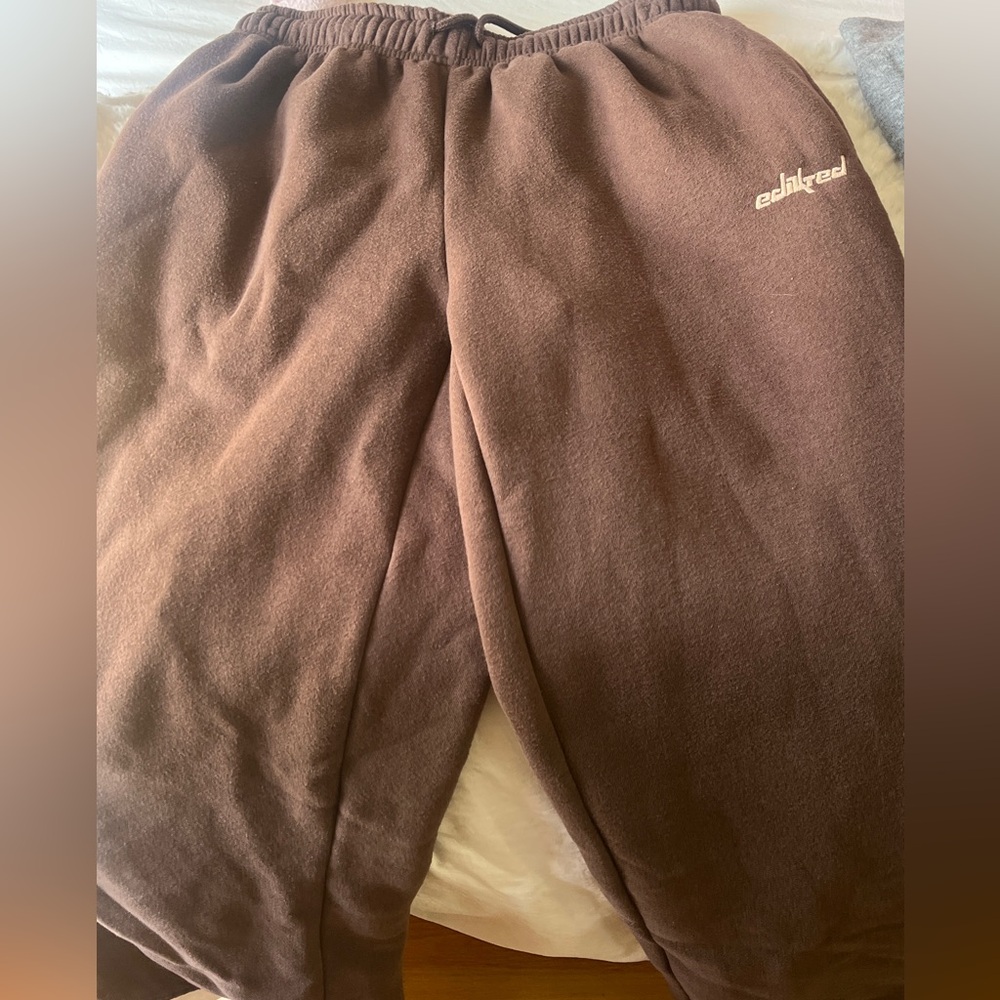 Brown Edikted sweatpants